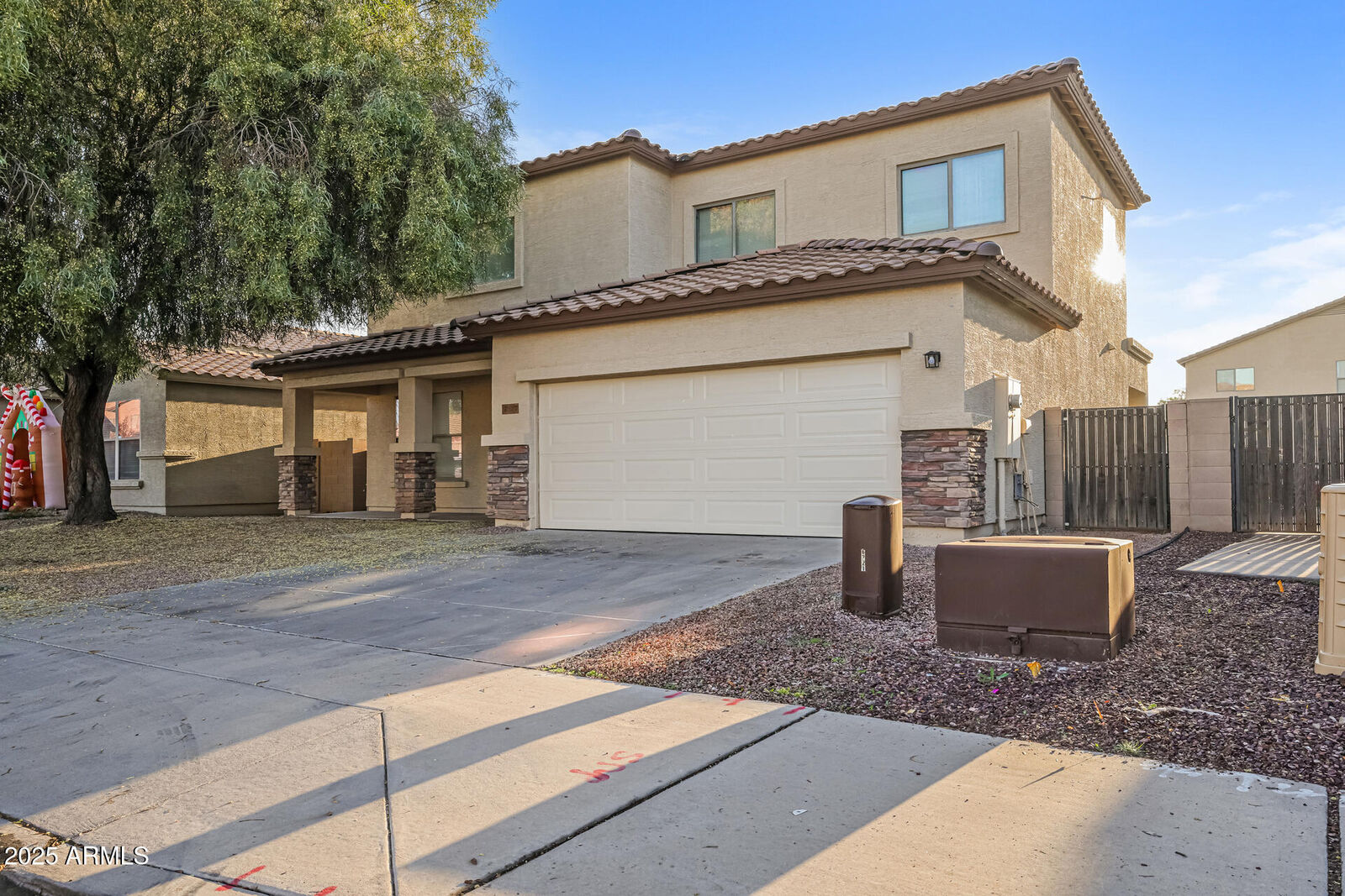 Property Photo:  6217 S 44th Drive  AZ 85339 