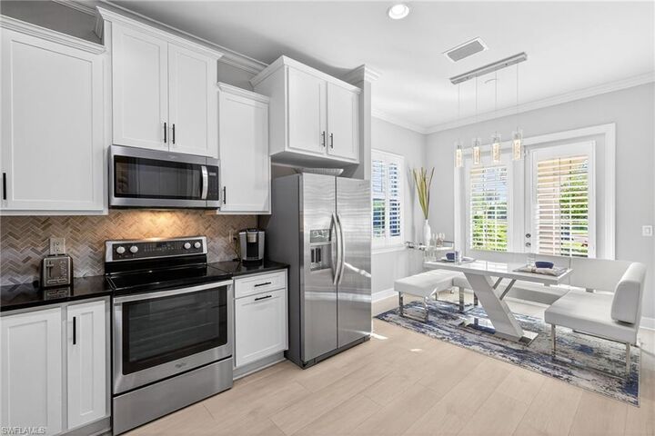 Property Photo: 11126 Laughton Cir FL 33913