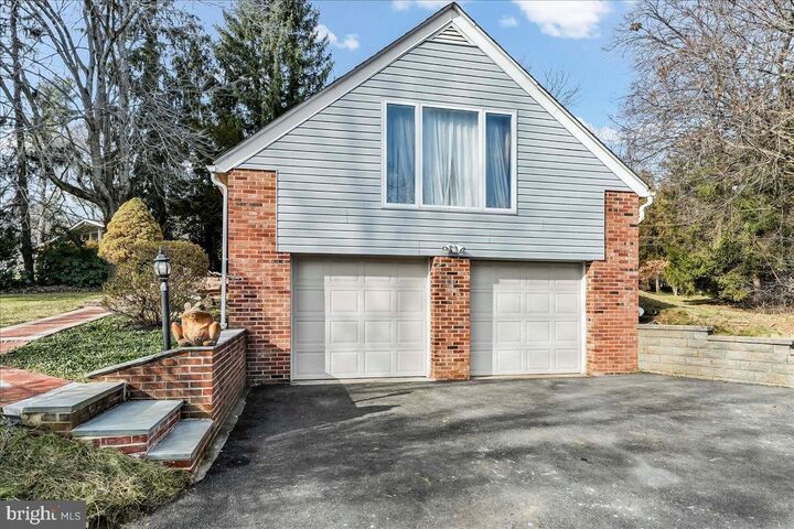 Property Photo:  3 Man O War Drive  PA 19063 