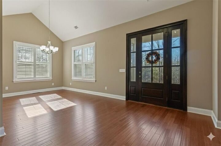 Property Photo:  108 Madison Court  GA 30143 