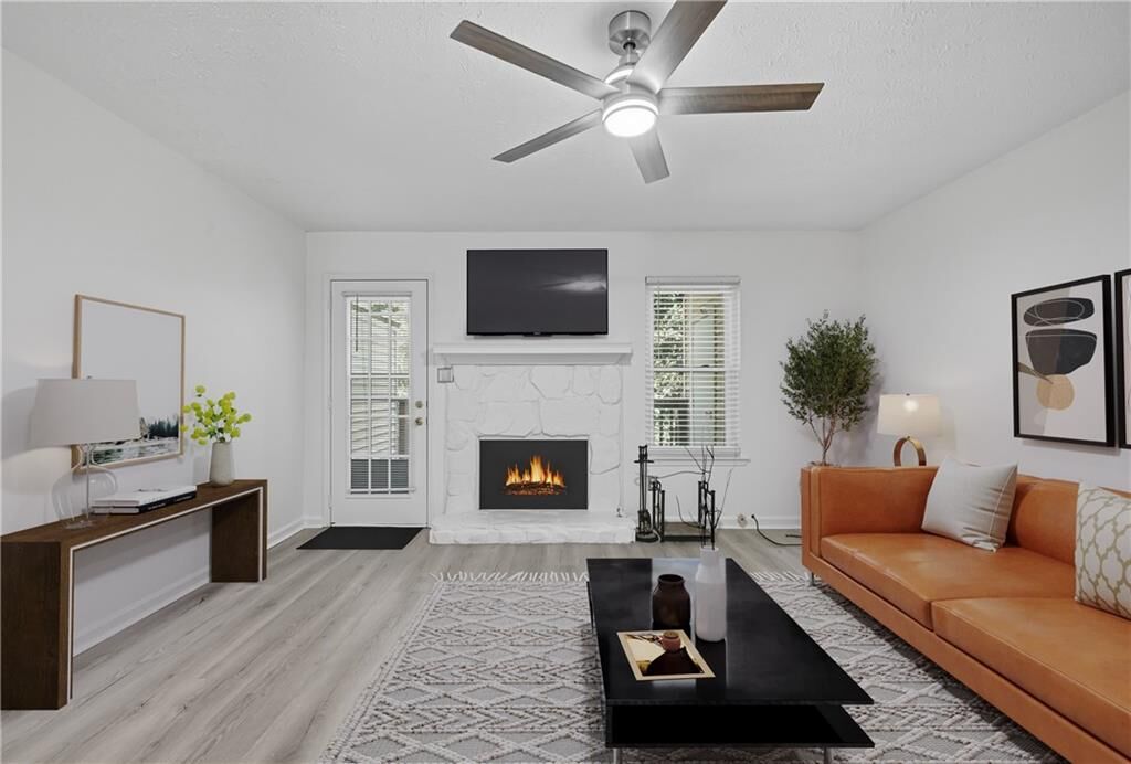 Property Photo: 6615 Sienna Court GA 30092