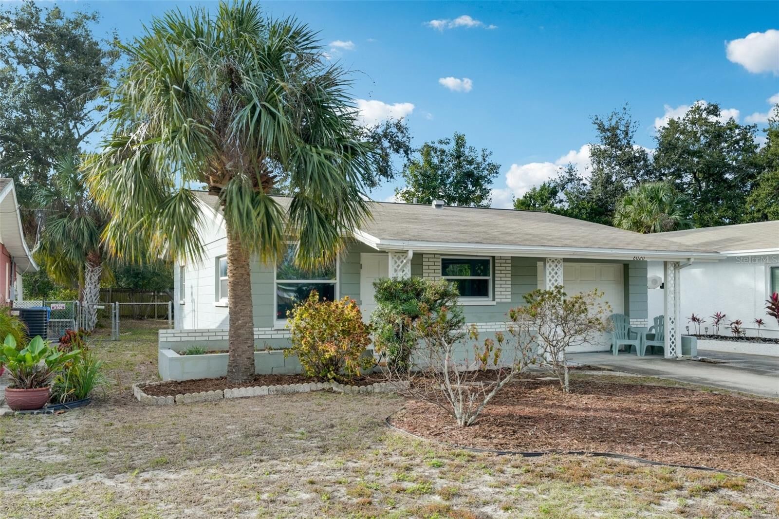 Property Photo: 8020 25th Avenue N FL 33710