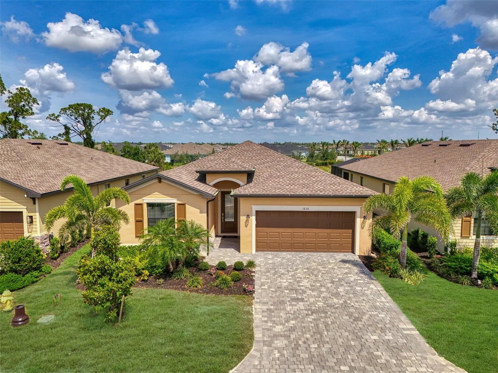 Property Photo:  1836 W Isles Road  FL 33953 