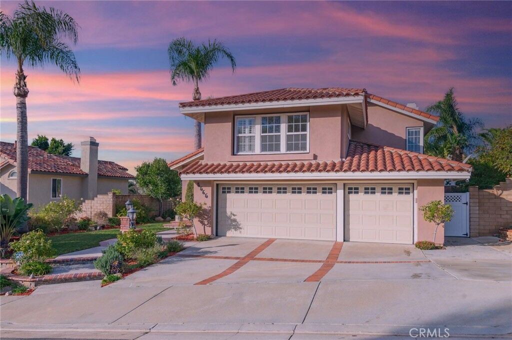 Property Photo:  5565 Camino Famosa  CA 92887 