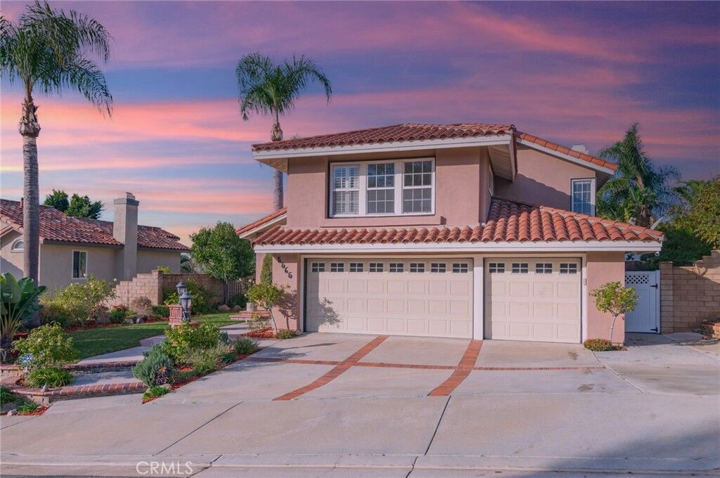 Property Photo:  5565 Camino Famosa  CA 92887 