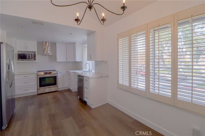 Property Photo:  1 Mountain Shadows Place  CA 91766 