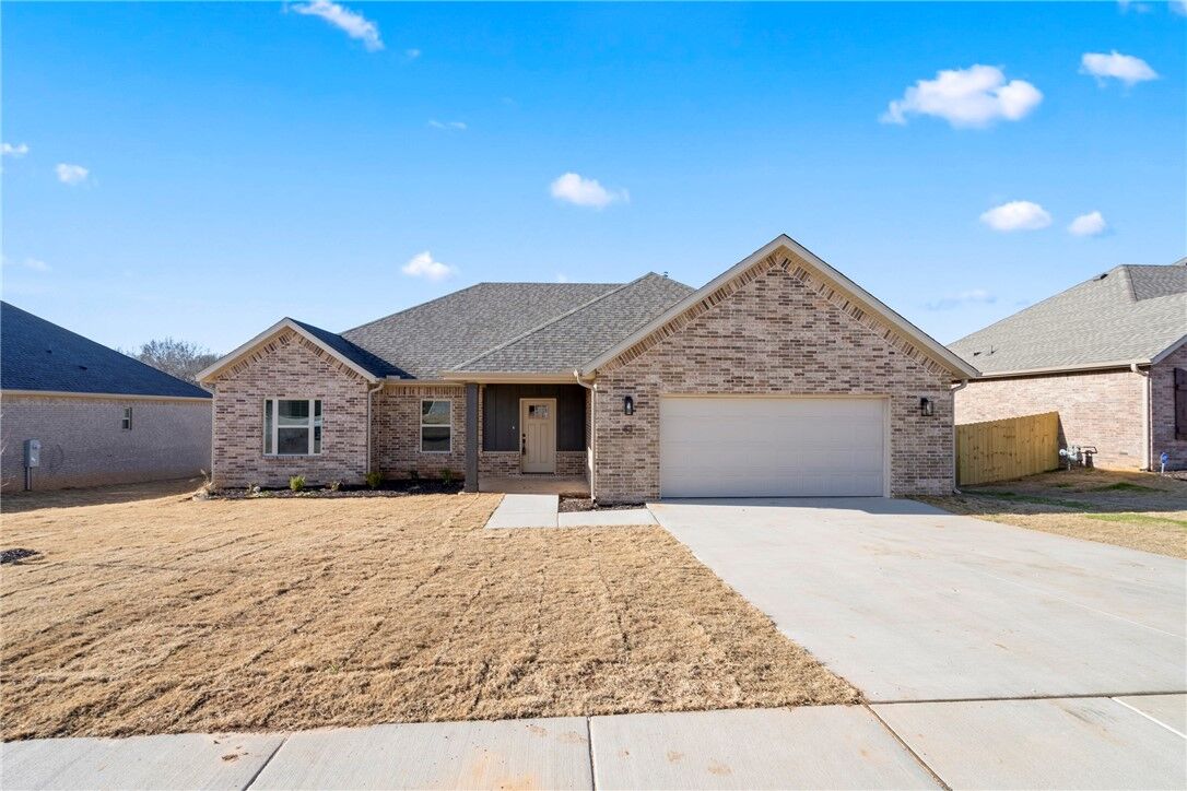 Property Photo:  83 W Watson Lane  AR 72730 