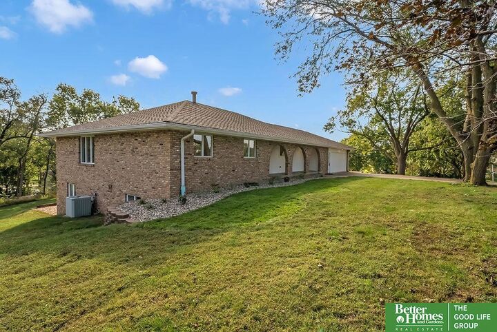 Property Photo:  7415 S 20 Street  NE 68147 