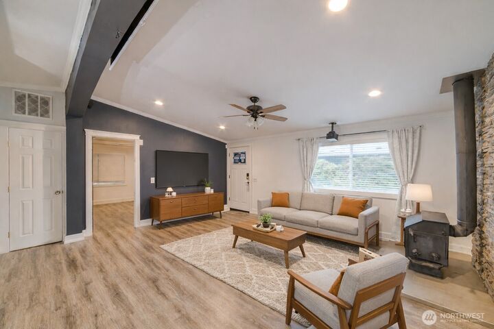 Property Photo:  31600  126th Avenue SE 86  WA 98092 