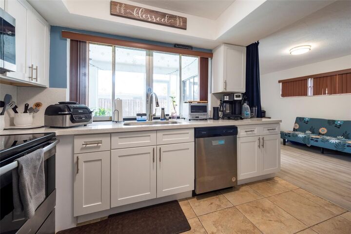 Property Photo: 9081 NW 21st Manor FL 33322