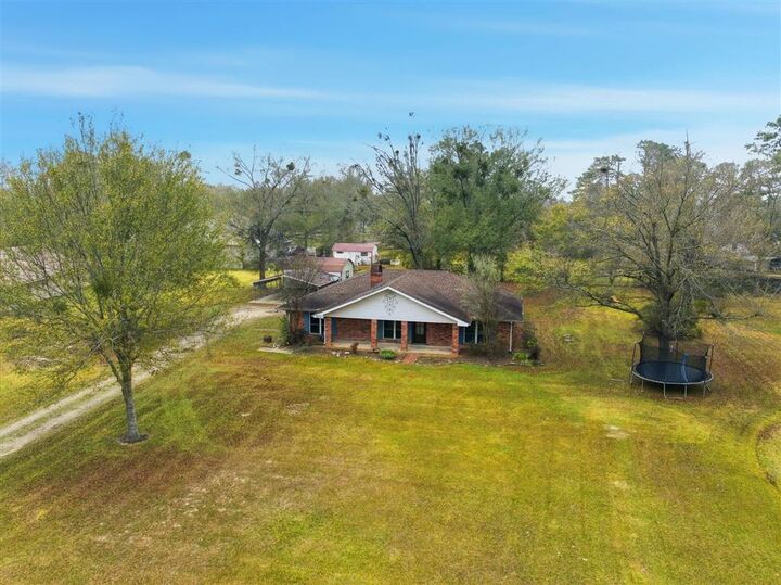 Property Photo:  922 Beau Avenue  LA 70611 