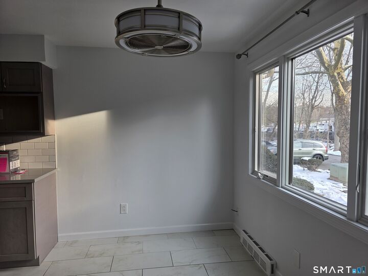 Property Photo: 45 Towne House Road 45 CT 06514