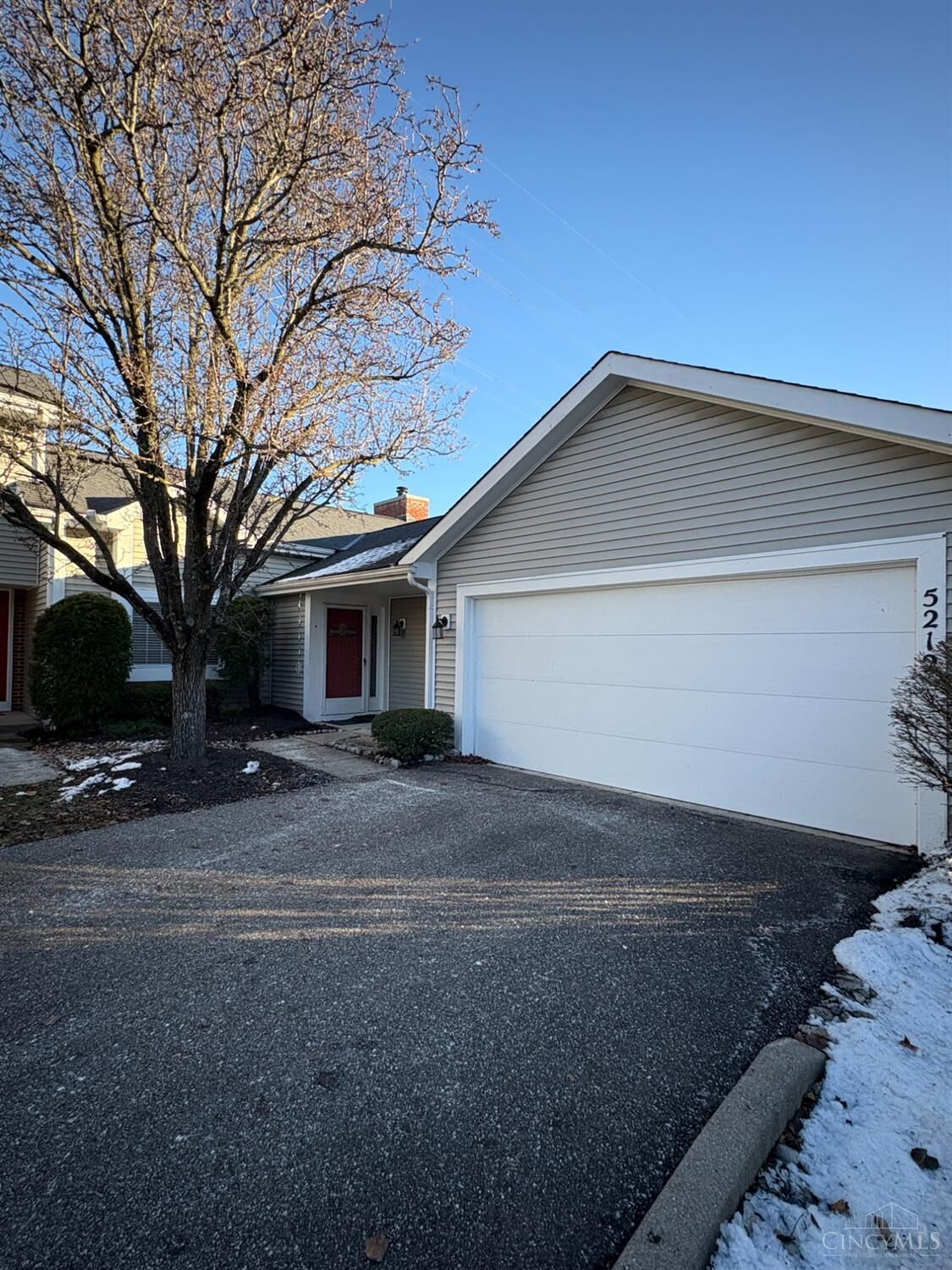 Property Photo: 5212 Bay Pointe Drive OH 45040