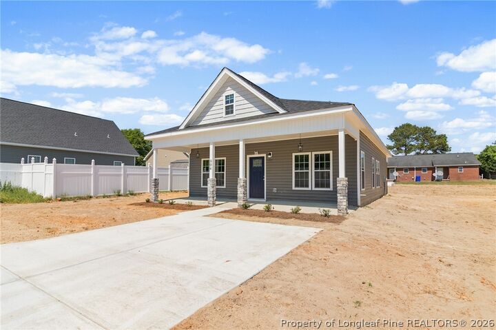 Property Photo:  804 Holmes Street  NC 28328 