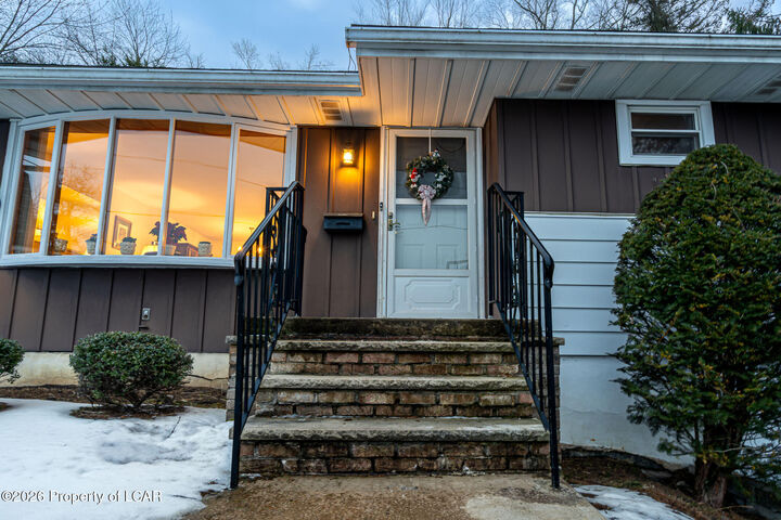 Property Photo:  183 Terrace Avenue  PA 18708 