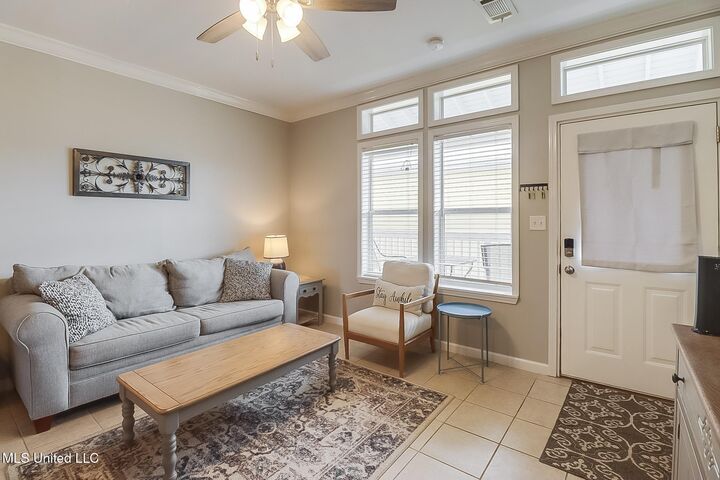 Property Photo:  1515 E Beach Boulevard  MS 39571 