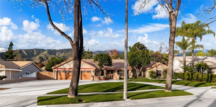 Property Photo:  335 Paxton Court  CA 91784 