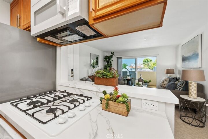 Property Photo:  4501 Cedros Avenue 338  CA 91403 