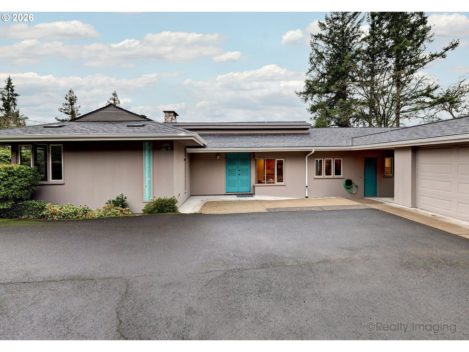 Property Photo:  8000 SW Linden Rd  OR 97225 