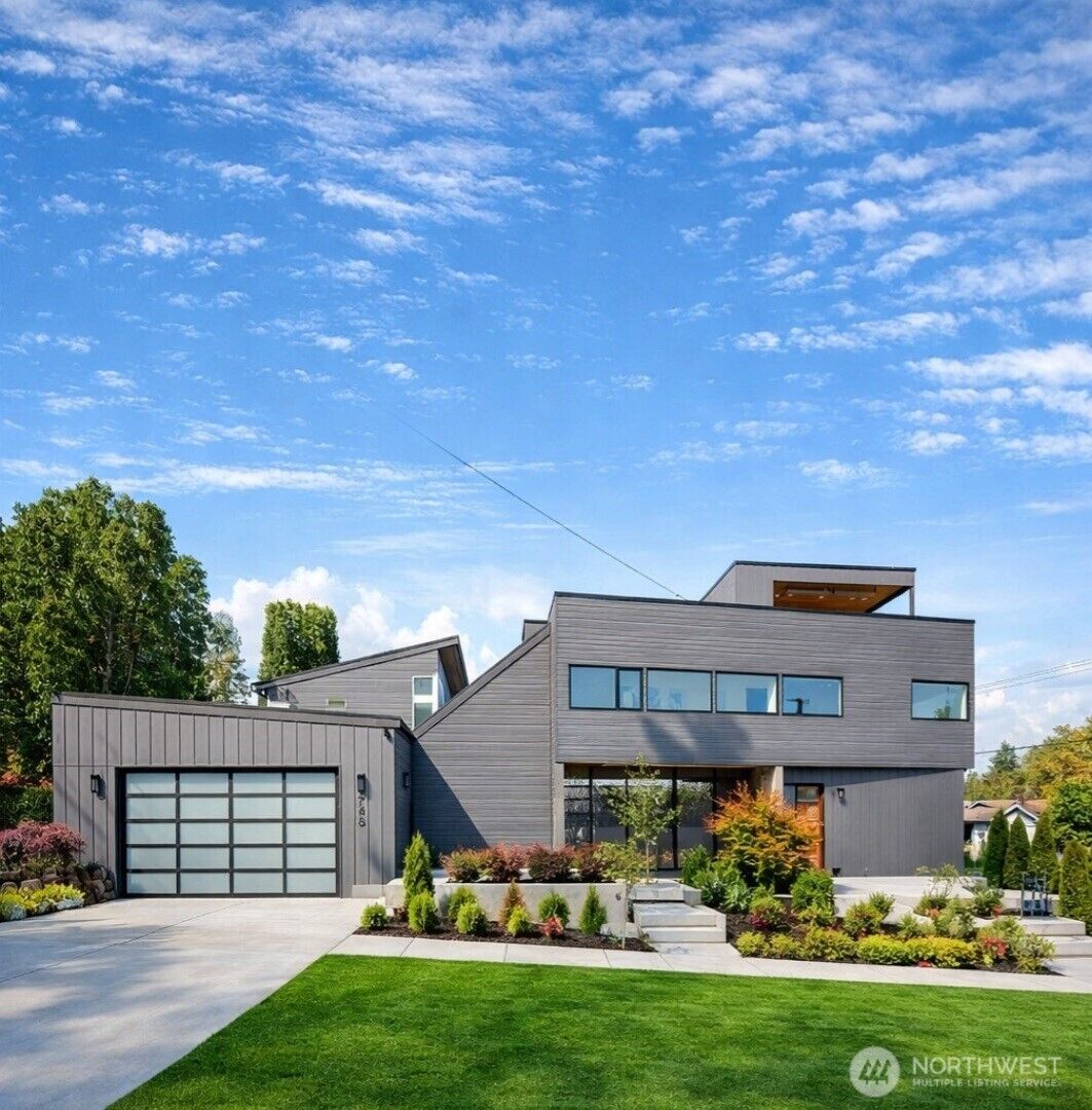 Property Photo:  748 N 96th Street  WA 98103 