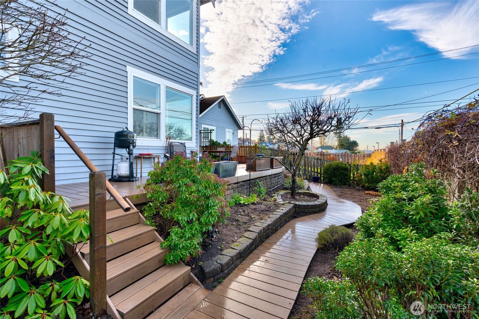 Property Photo:  1418  6th Street  WA 98221 