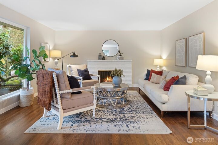 Property Photo:  3203 NE 89th Street  WA 98115 