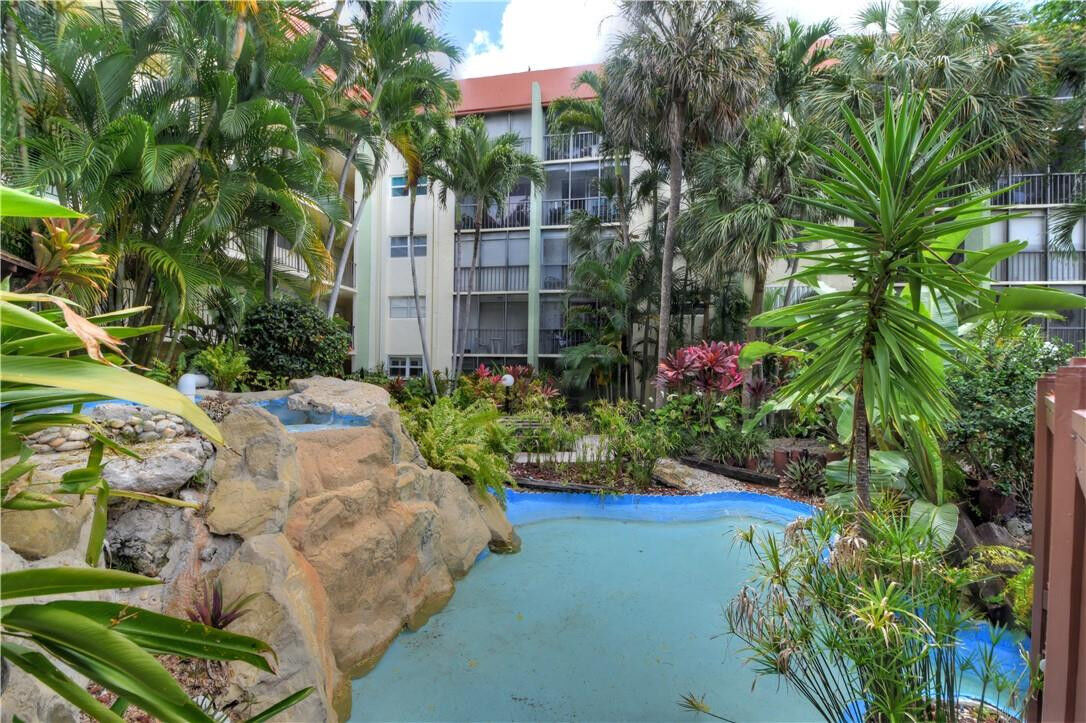 Property Photo:  5300 NE 24th Terrace 406C  FL 33308 