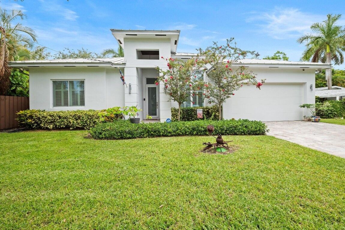 Property Photo:  1235 SE 13th Terrace  FL 33316 