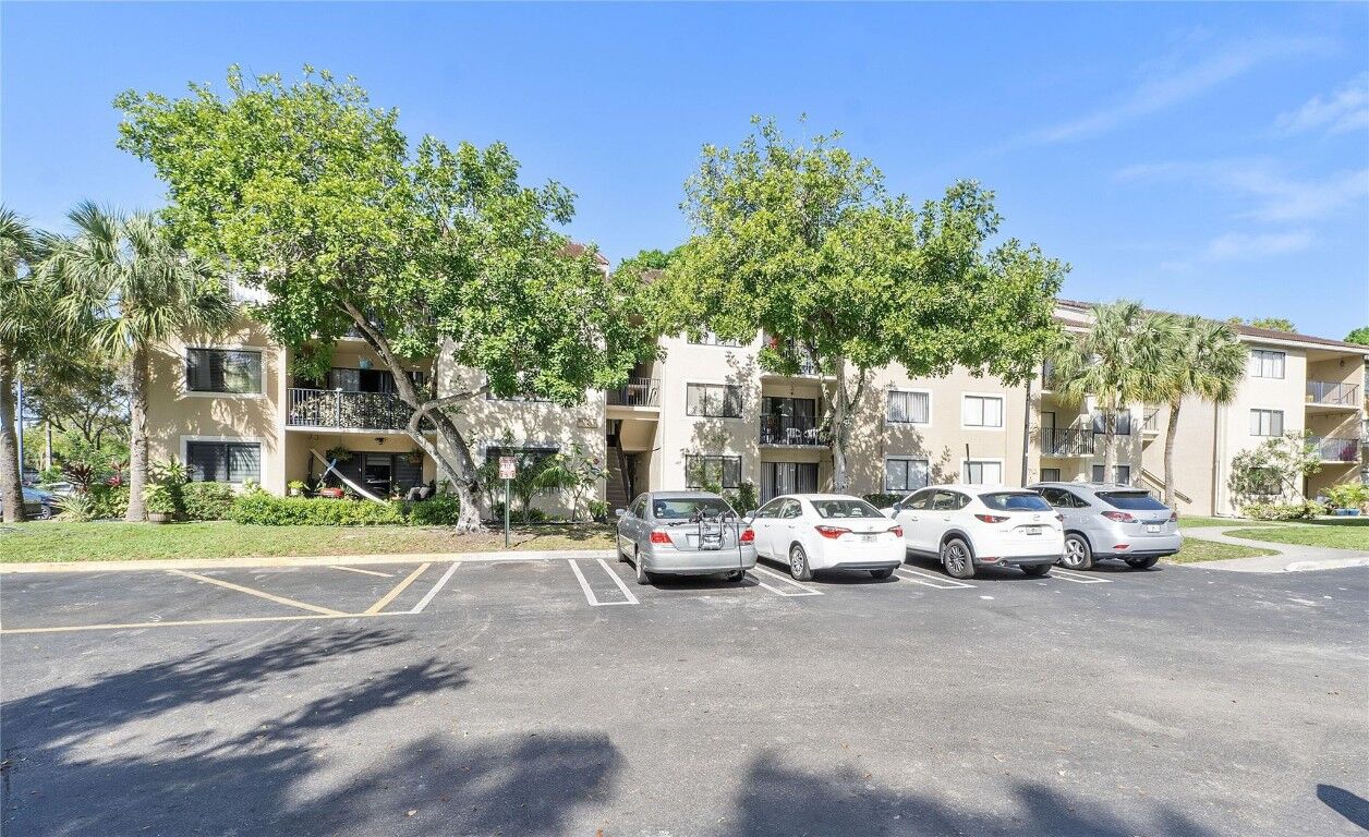 Property Photo: 9150 W Atlantic Boulevard 1737 FL 33071