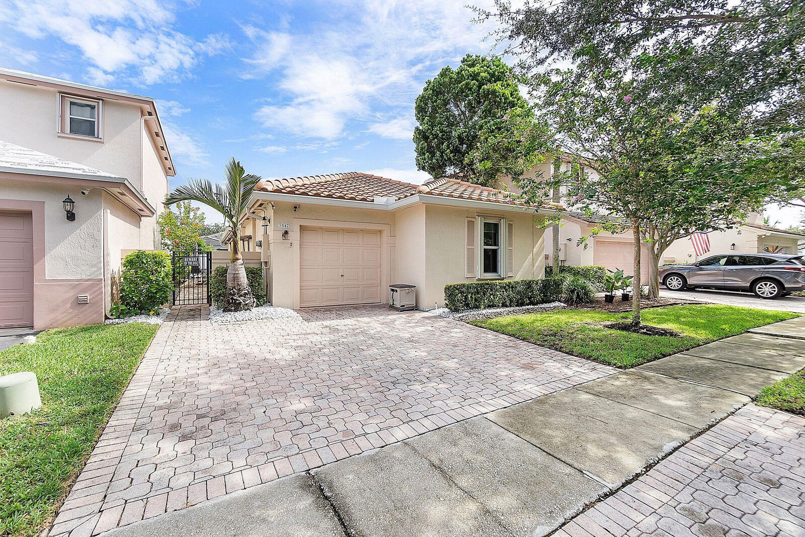 Property Photo:  7547 NW 2nd Court  FL 33317 