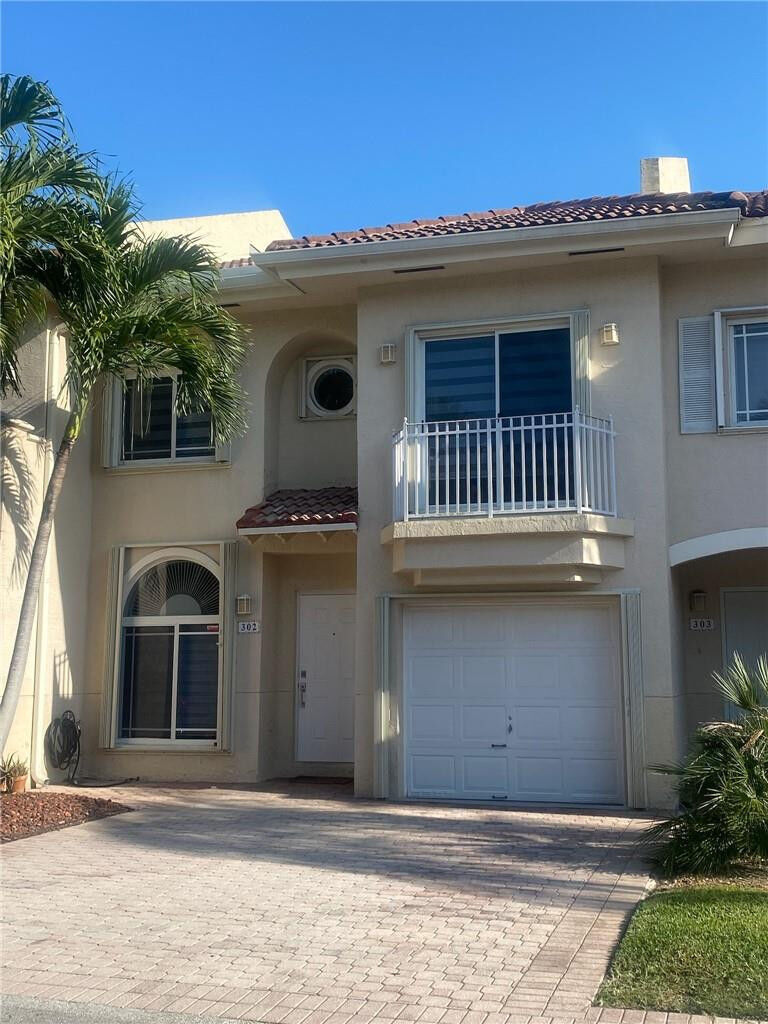 Property Photo:  10170 SW 88th Street 302  FL 33176 