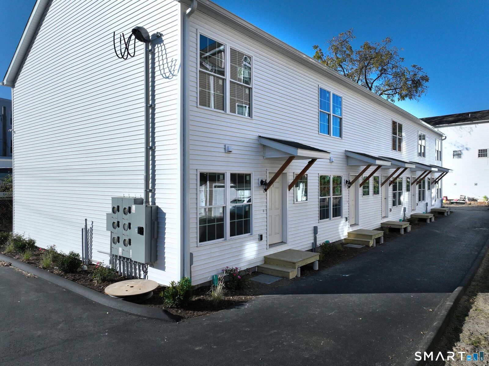 Property Photo:  281 Greenwich Avenue  CT 06902 