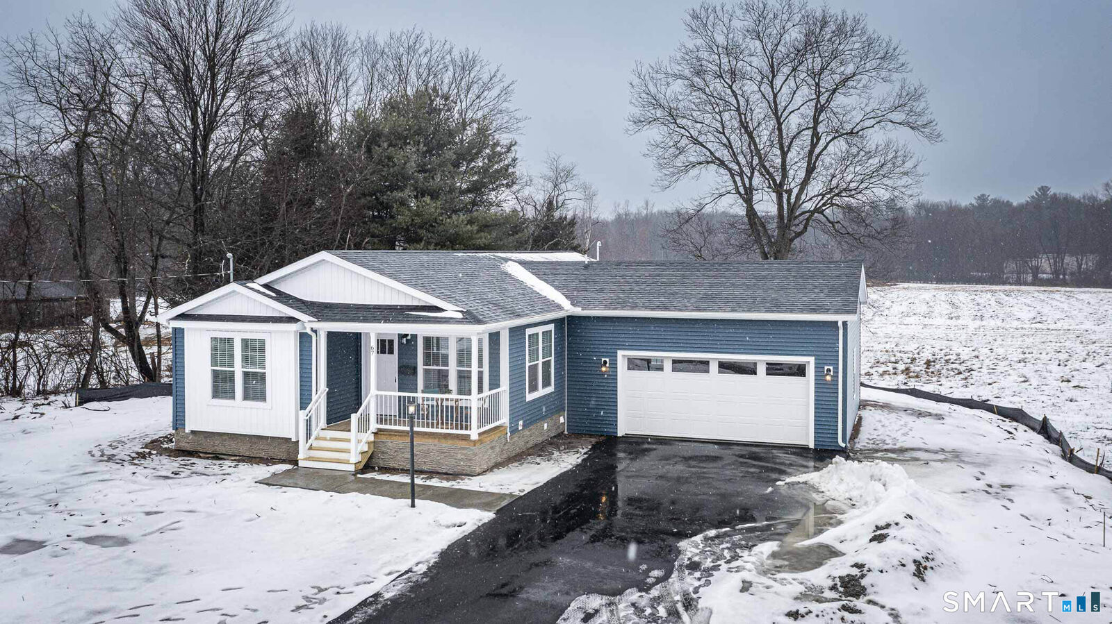 Property Photo:  67 Middle Road  CT 06082 