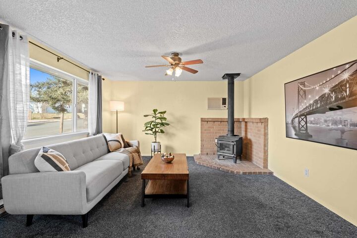 Property Photo:  305 Holladay Dr  WA 99004 