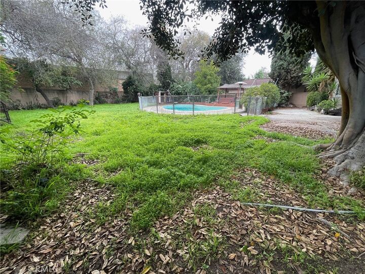 Property Photo:  17215 Buttonwood  CA 92708 