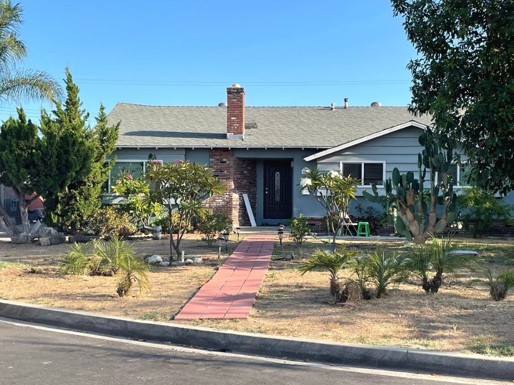 Property Photo:  1538 E Larkwood  CA 91791 