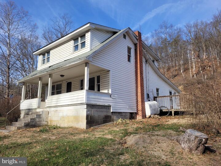 Property Photo: 9492 Cumberland Road WV 26763