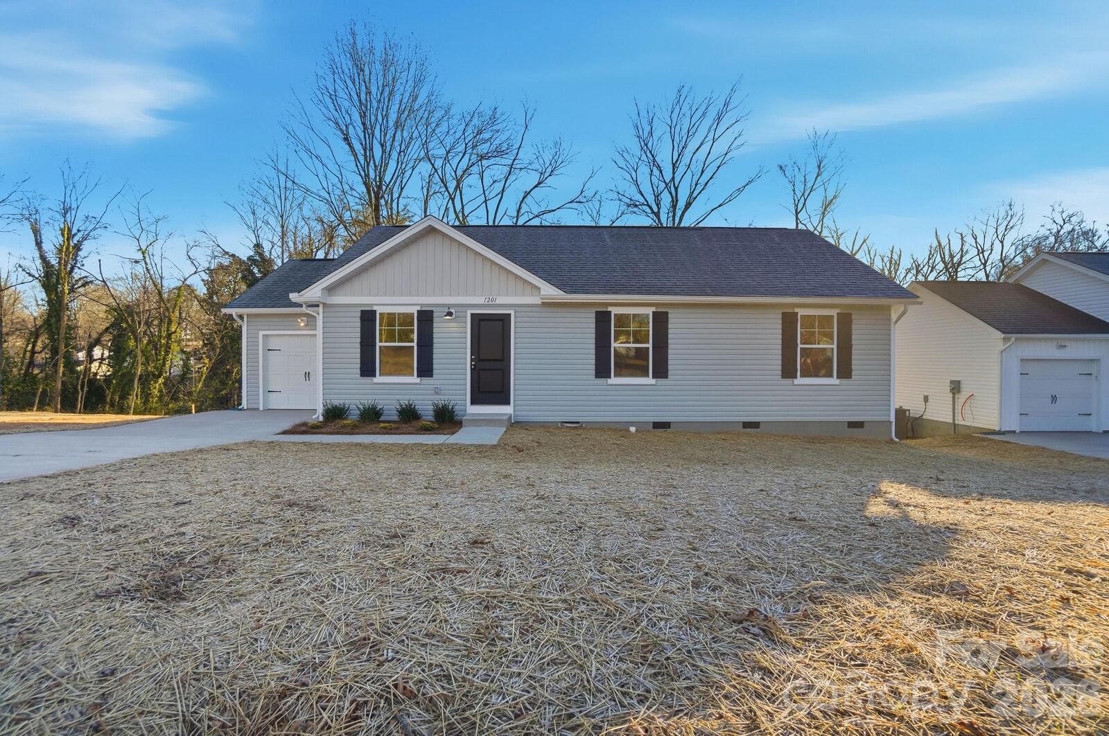 Property Photo:  1201 Suncrest Avenue  NC 28677 