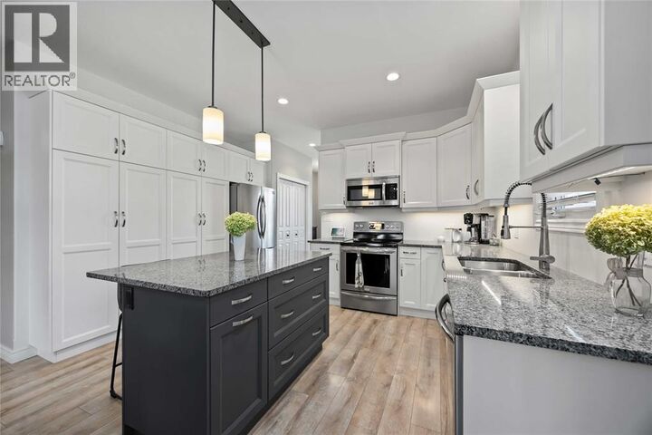 Property Photo:  231 Meadowlark Lane  ON N7S 0B7 