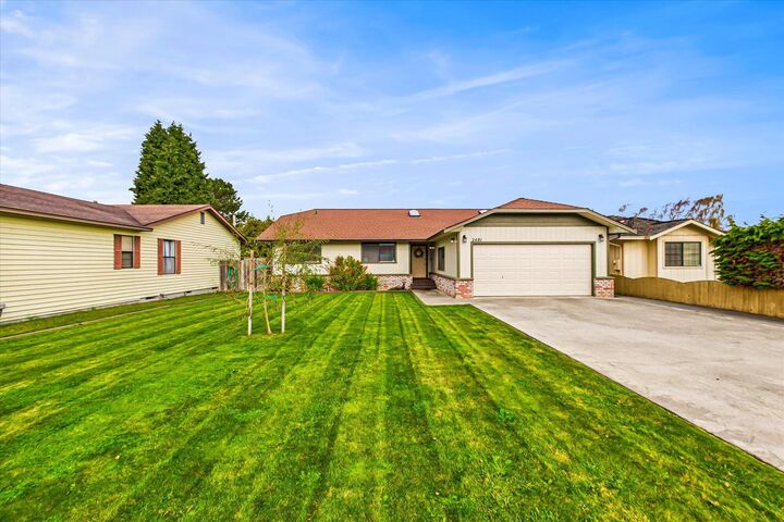 Property Photo: 2481 Dana Court CA 95540