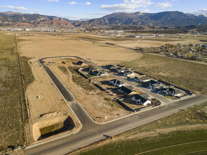 Property Photo:  3879 W 975 N Ph 3 Lot 1  UT 84721 