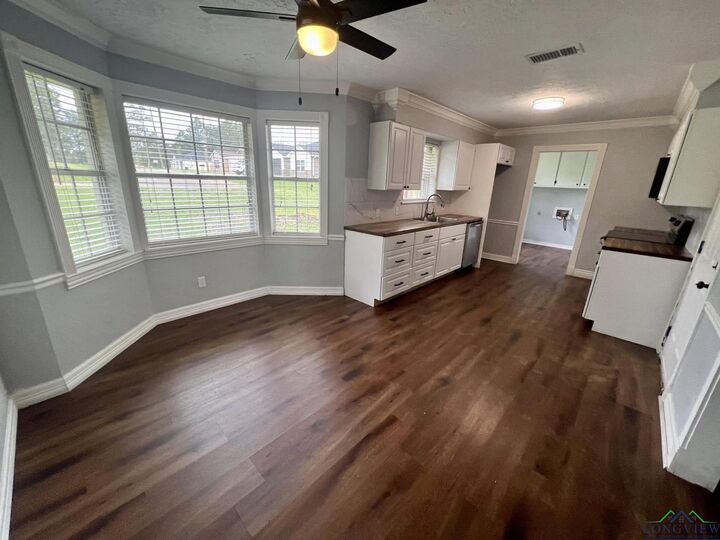 Property Photo: 298 Stevens TX 75644