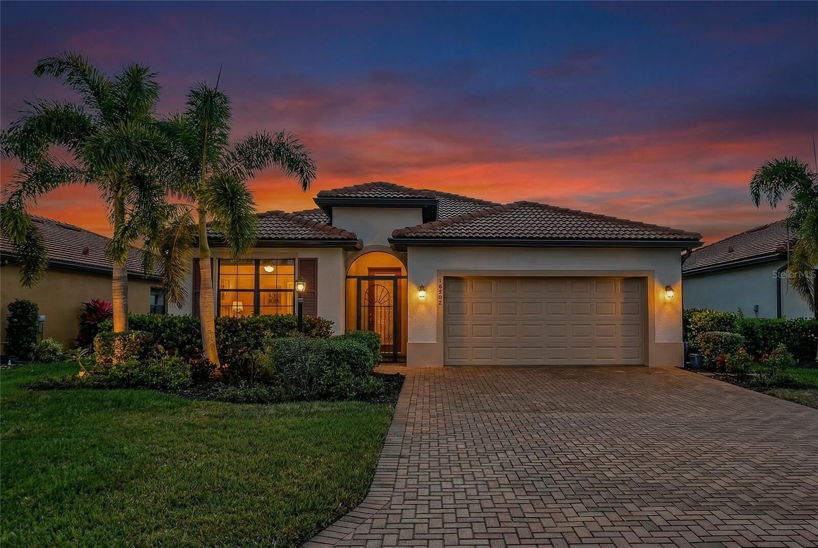 Property Photo: 10202 Marbella Drive FL 34211
