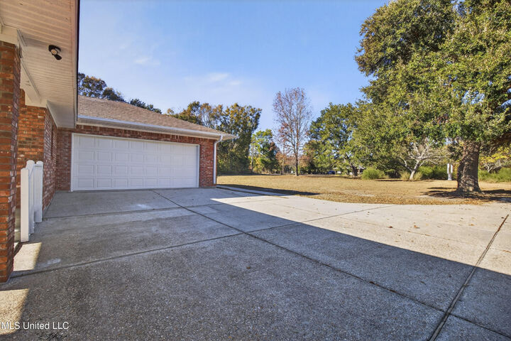 Property Photo:  18265 Landon Road  MS 39503 