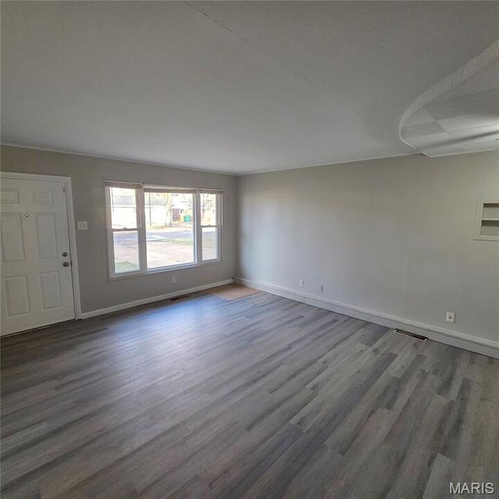 Property Photo:  840 Lebon Drive  MO 63137 