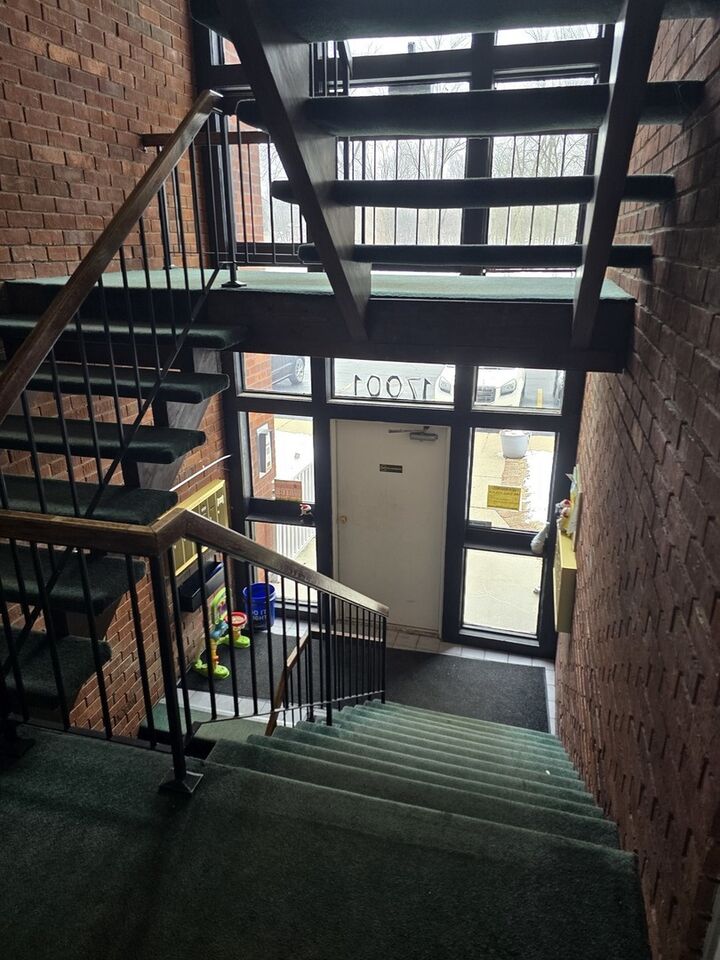 Property Photo:  17001 Albany Avenue S 101  IL 60429 