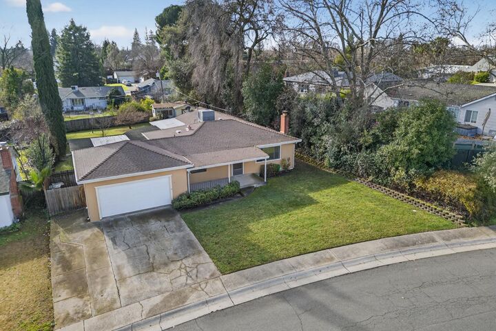 Property Photo: 8806 Fortuna Way CA 95662