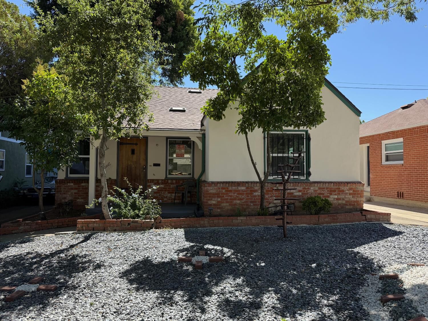 Property Photo:  421 40th Street  CA 95819 