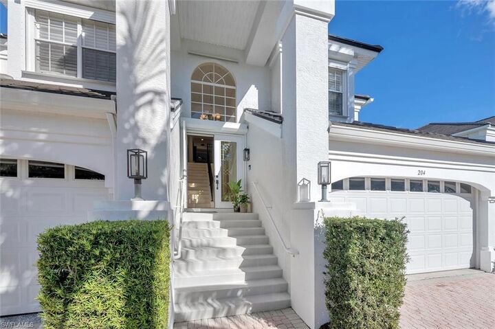 Property Photo:  1717 Gulfstar Dr S 204  FL 34112 