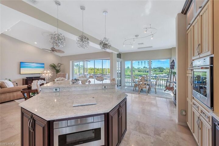 Property Photo:  1717 Gulfstar Dr S 204  FL 34112 